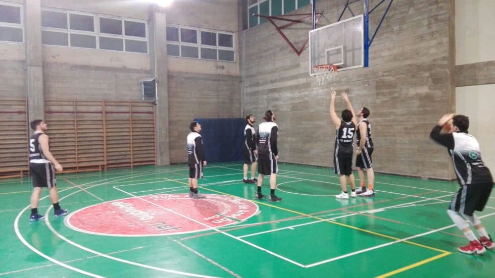El Natural Optics CB Barbastro a punto de dar la sorpresa en Corazonistas