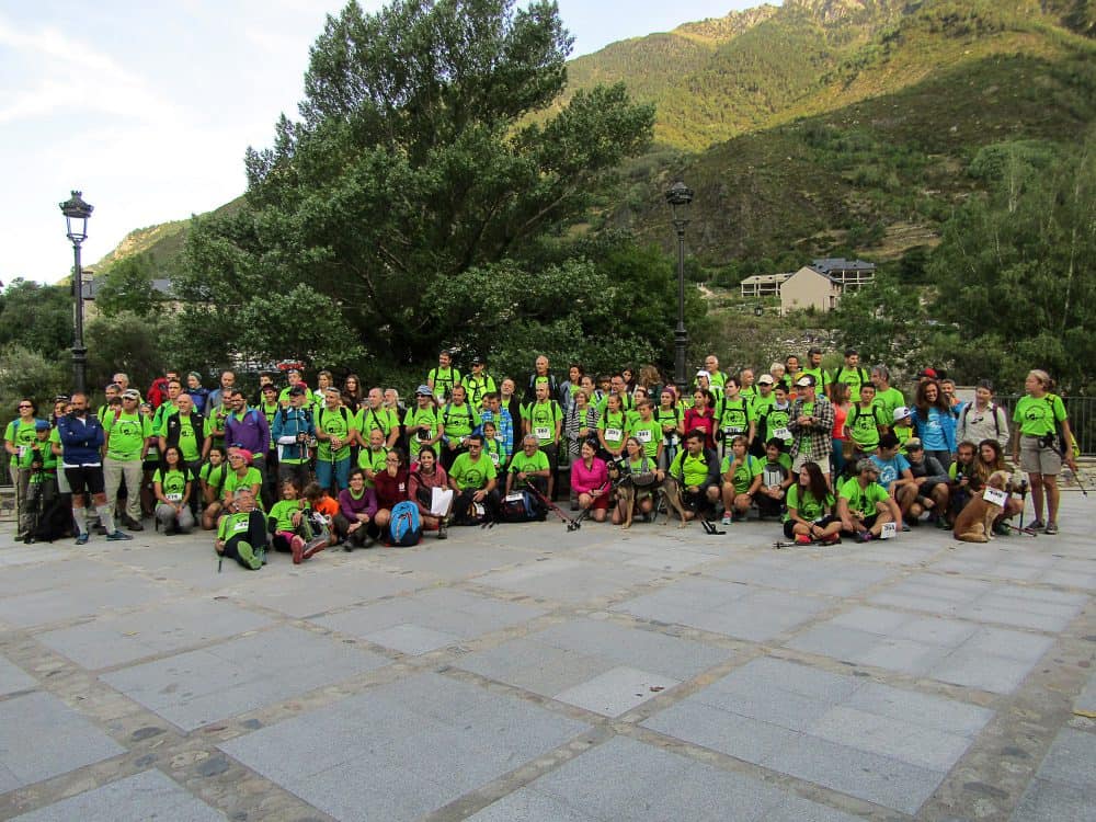 participantes en la II Marcha Senderista Cabanes de Estos (Fotografía: Servicio especial)