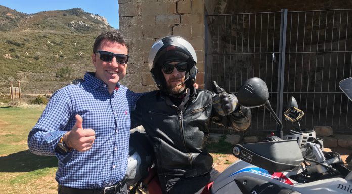 Miquel Silvestre recorre las rutas de Huesca la Magia On Road como participante del Premio Viajero Amex