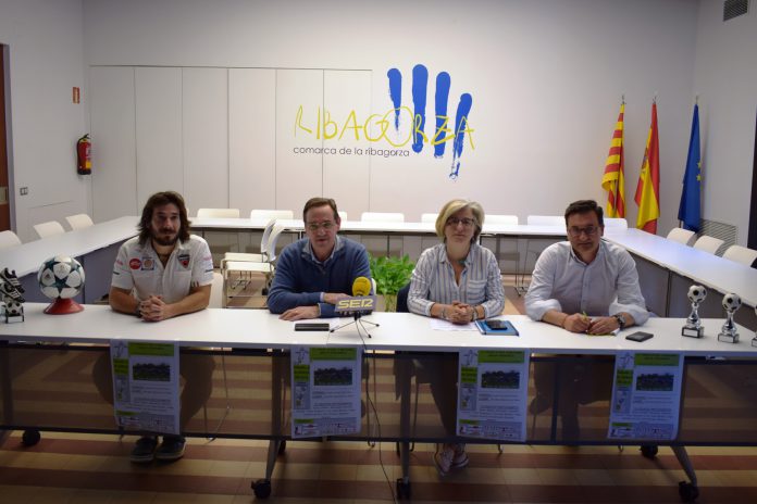 Acto de presentación oficial del torneo grausino (Fotografía: Angel Gayúbar)