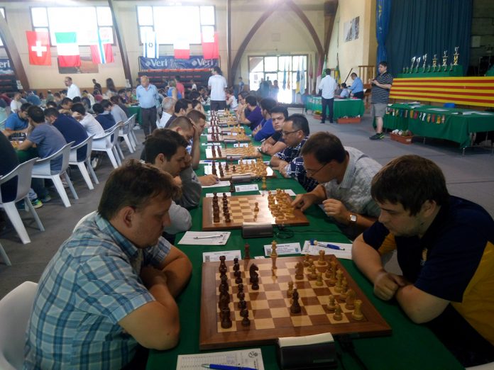 Aspecto del pabellón benasqués en la séptima jornada del open (Fotografía: José Luis Samitier)