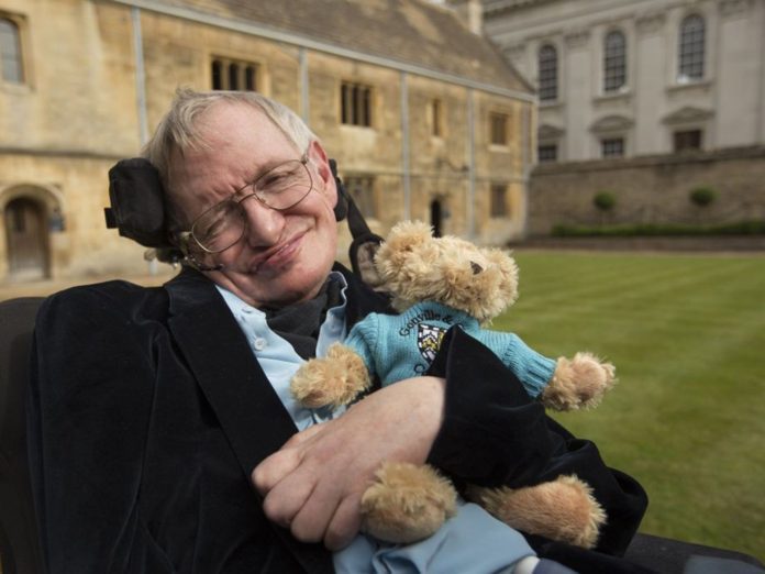 Stephen Hawking y su legado protagonizan la conferencia del doctor Asorey (Fotografía: Servicio especial)