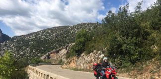 Periodistas italianos y tour operadores alemanes conocen la oferta aragonesa de Slow-Driving