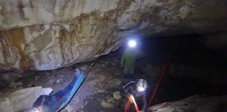 Se adentran en la cueva Garcés de Ordesa