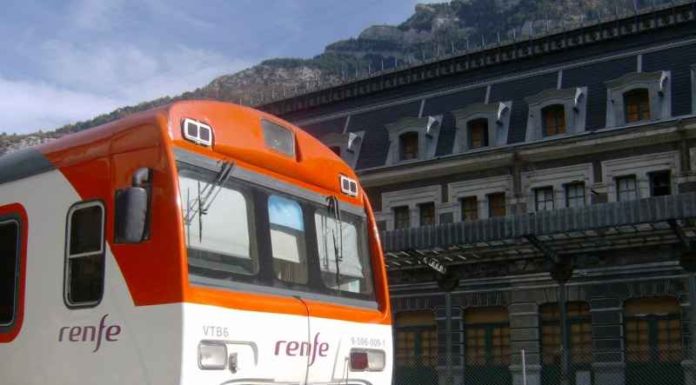 Satisfacción ante la puesta en marcha de las paradas facultativas en la línea entre Huesca y Canfranc