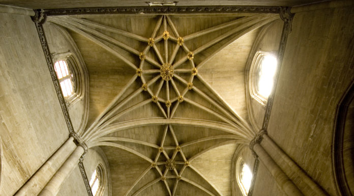 Conferencia en Huesca sobre “Historia y arqueología en el entorno de la Catedral”, este jueves en el Centro Cultural IberCaja