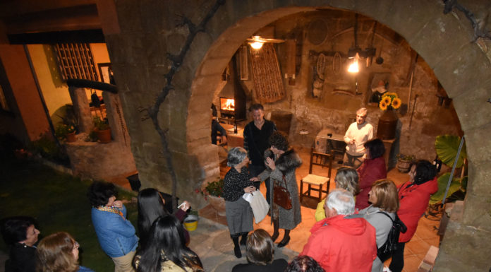 Cosecha metió la pequeña fiesta del teatro en las casas de Barluenga