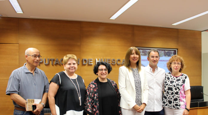 Representantes de la comarca ribagorzana en la presentación del Festival (Foto: DPH)