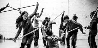 Participantes en un taller de danza de VioletaBorruel (Foto: Servicio especial)