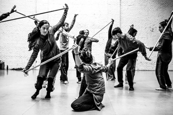 Participantes en un taller de danza de VioletaBorruel (Foto: Servicio especial)