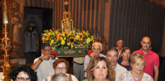 Alcaldes y vecinos celebran la fiesta de la Virgen de Torreciudad (Foto: José Alfonso Arregui)