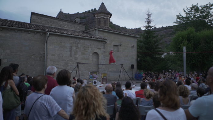 El público disfruta con uno de los espactáculos programados en esta última edición de NOCTE (Foto: NOCTE)