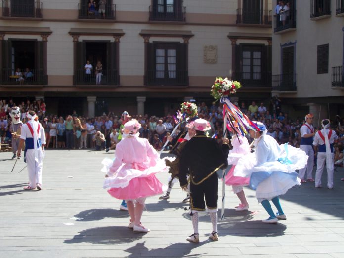 El dance de Graus es el elemento fundamental del concurso (Foto: Angel Gayúbar)