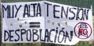 Pancarta reivindicativa contra los grandes tendidos eléctricos (Foto: PUCAE)