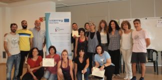 Una veintena de docentes de Los Monegros se forman con el taller de teatro como herramienta pedagógica