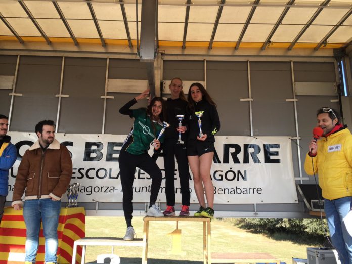 Podio en la categoría absoluta femenina (Foto: SCD Ribagorza)