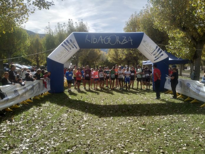 Salida de una de las pruebas del cross castejonense (Foto: SCD Ribagorza)