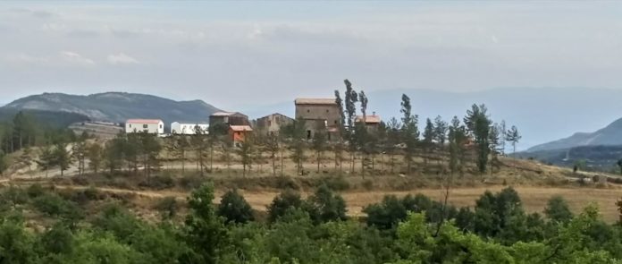 La aldea de Sampere será el epicentro del nuevo recinto monástico budista (Foto: Servicio especial)