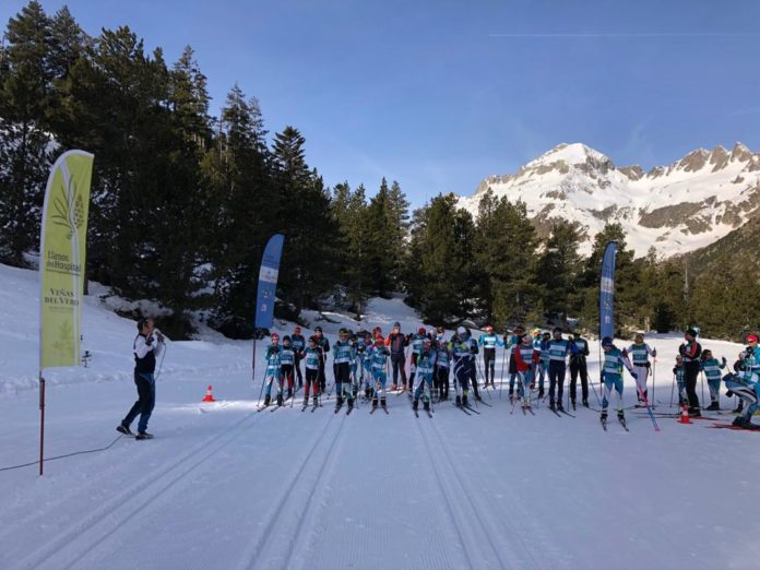 Momento de la salida de las Sies Hores (Foto: Agrupación Deprtiva Hospital de Benasque)