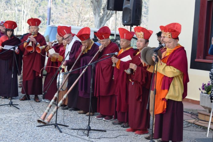 Celebracón del Losar en el lamasterio de Panillo (Foto: Angel Gayúbar)