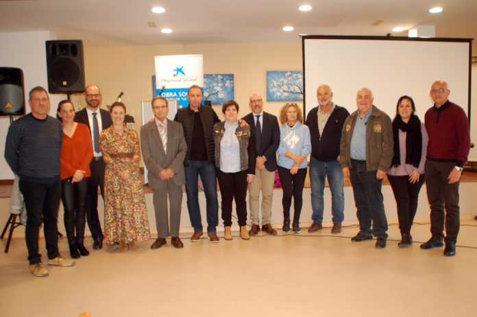 1-AUTORIDADES-CAIXABANK-DIRECTORA-RESIDENCIA-ASOC-MAYORES