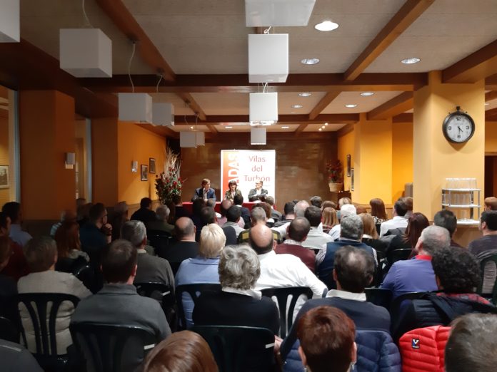 Los alcaldes y concejales del PSOE en el Alto Aragón s ereúnen todos ,los años en Las Vilas del Turbón. en la imagen, último de los encuentros celebrados antes de la pandemia (Foto: Servicio especial