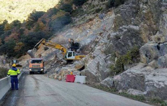 Trabajos en la N-260 (Foto: Servicio especial)