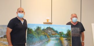 El pintor local Javier Campo recibe el premio de honor del XXIX Concurso de Pintura Rápida de Binéfar