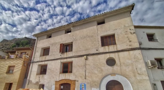 Comienza la rehabilitación de la antigua guardería parroquial de San Esteban de Litera para transformarlo en un espacio de formación empresarial y coworking