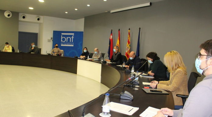 El pleno municipal de Binéfar aprueba una moción en apoyo a la cadena cárnico-ganadera