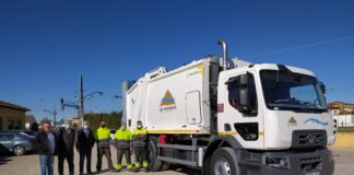 La Comarca de Los Monegros ha adquirido un nuevo camión recolector-compactador de residuos domésticos
