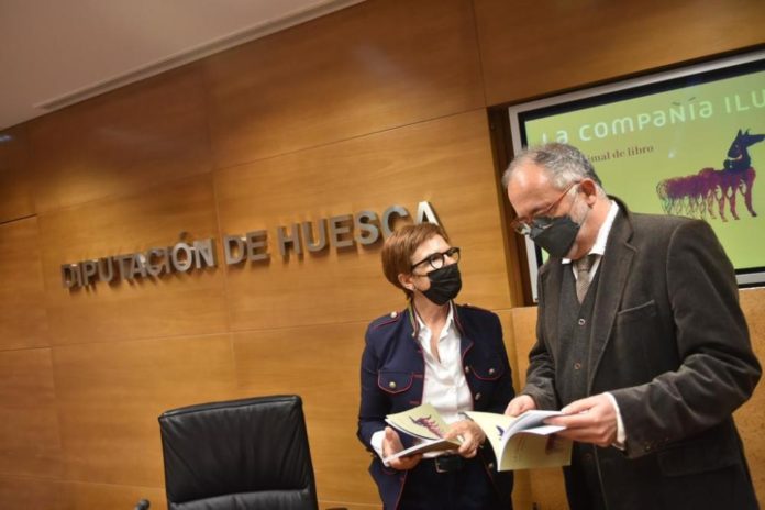 02 Presentación segunda edición de La Compañía Ilustrada- FOTO VERÓNICA LACASA