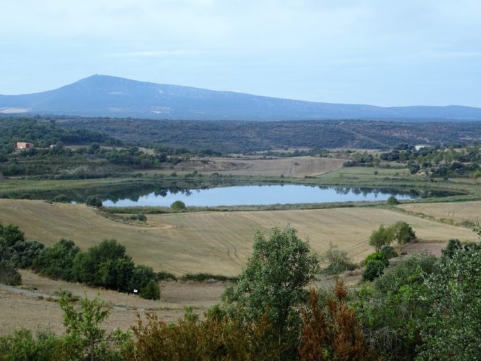 Una de las lagunas de Estaña, el escenario este año del Geolodía en el Alto Aragón (Foto: Carlos Bravo