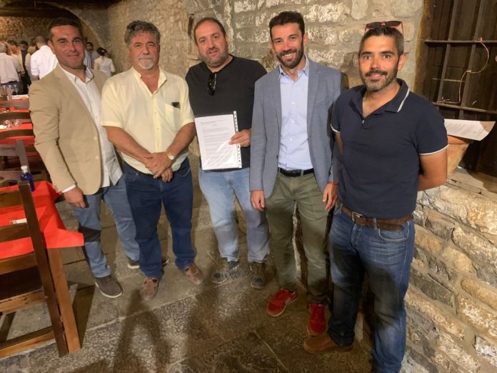 De-izq-a-der-Javier-Labat-Ramon-Laplana-Joaquin-Lalueza-Enrique-Pueyo-y-Carlos