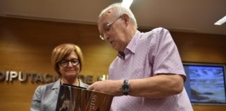 Fernando Biarge publica un libro con casi 300 imágenes que retratan los Monegros, una “tierra de contrastes tan peculiar como valiosa”