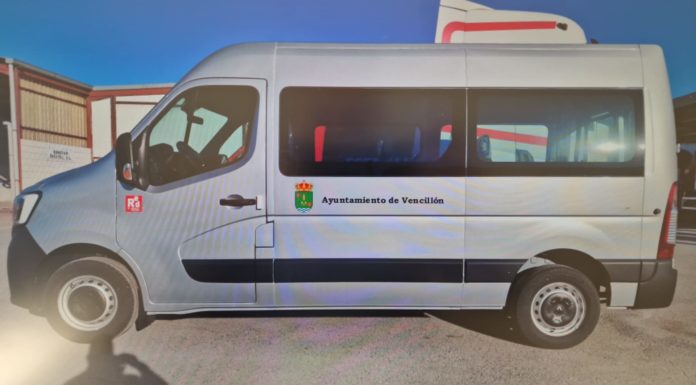 Vencillón acerca a sus vecinos a los servicios de las grandes poblaciones