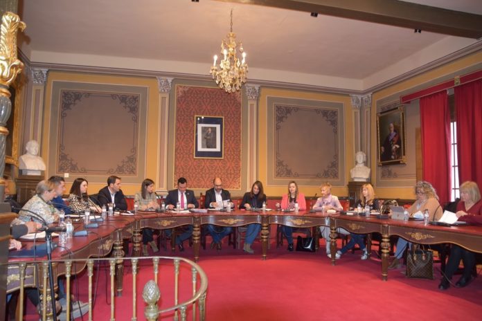 Pleno extraordinario de marzo 2023. Ayuntamiento de Barbastro_