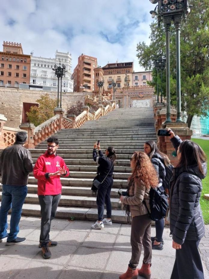 Un grupo de agentes turísticos brasileños recorren Aragón para conocer su oferta de aventura y ‘slow driving’
