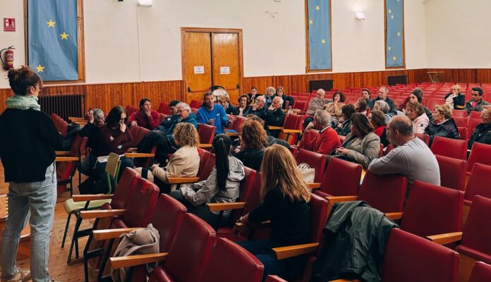 Reunión de la plataforma ciudadana “UVI móvil Jaca, ¡la necesitamos!”