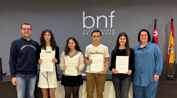 Binéfar entrega las Becas Excelencia a cuatro estudiantes de Secundaria