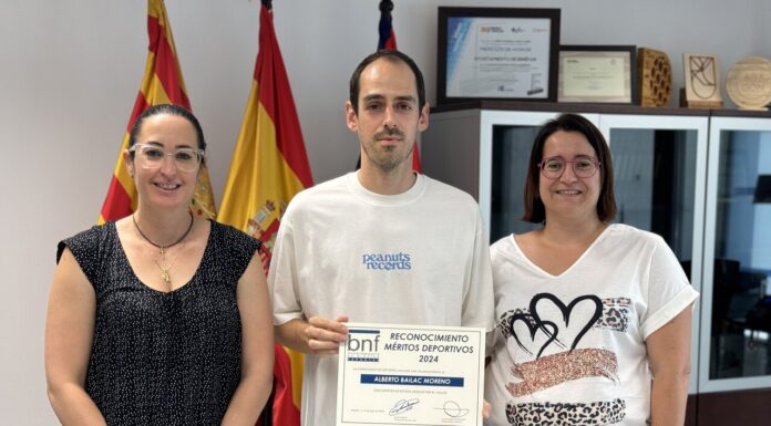 Recepción institucional en el Ayuntamiento de Binéfar a Alberto Bailac, subcampeón de España de 400 metros vallas