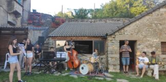 La música de Jazz for Kids toma las plazas y calles de Asín de Broto