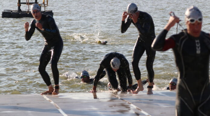 Judith Corachán y Guillem Rojas vencedores del VI Half Triatlón de Mequinenza