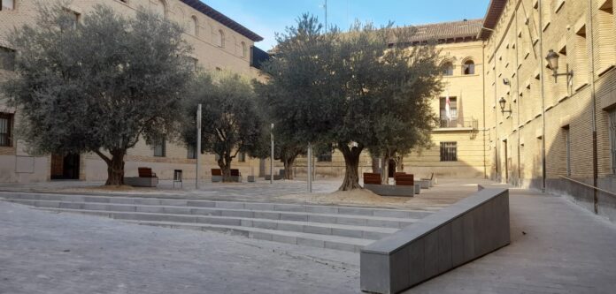 Plaza Constitución Barbastro