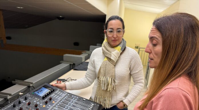 El Centro Cultural de Binéfar renueva su equipo de sonorización