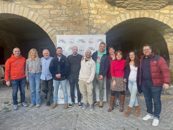 Foto de familia cata a ciegas 2025_Vignerons