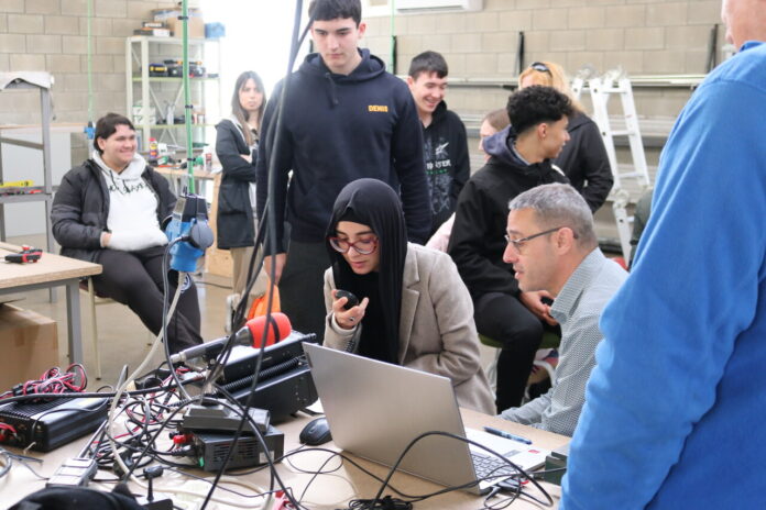 Alumnos radio Mequinenza
