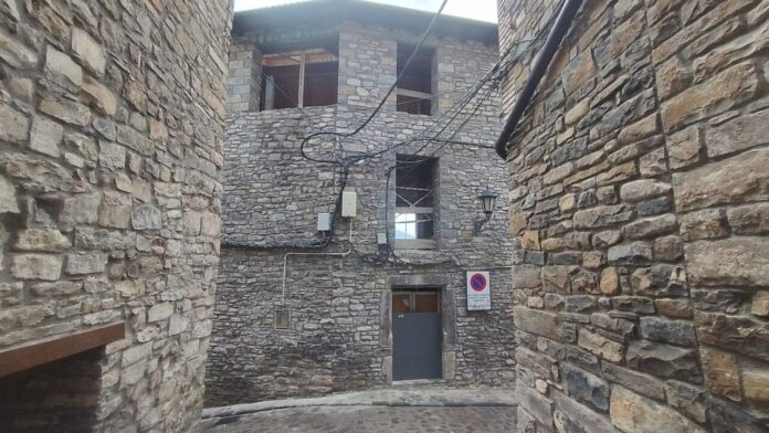 Antigua cárcel de Boltaña