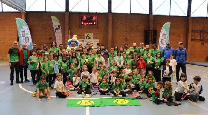 La edición 2025 del Mini Tenis de Mequinenza reúne a más de 60 tenistas en el Pabellón Polideportivo Municipal