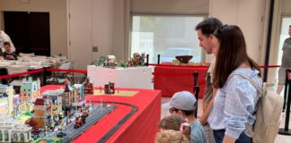 La II exposición dinámica BinefarBrick ha acercado el universo lego este fin de semana a niños y mayores